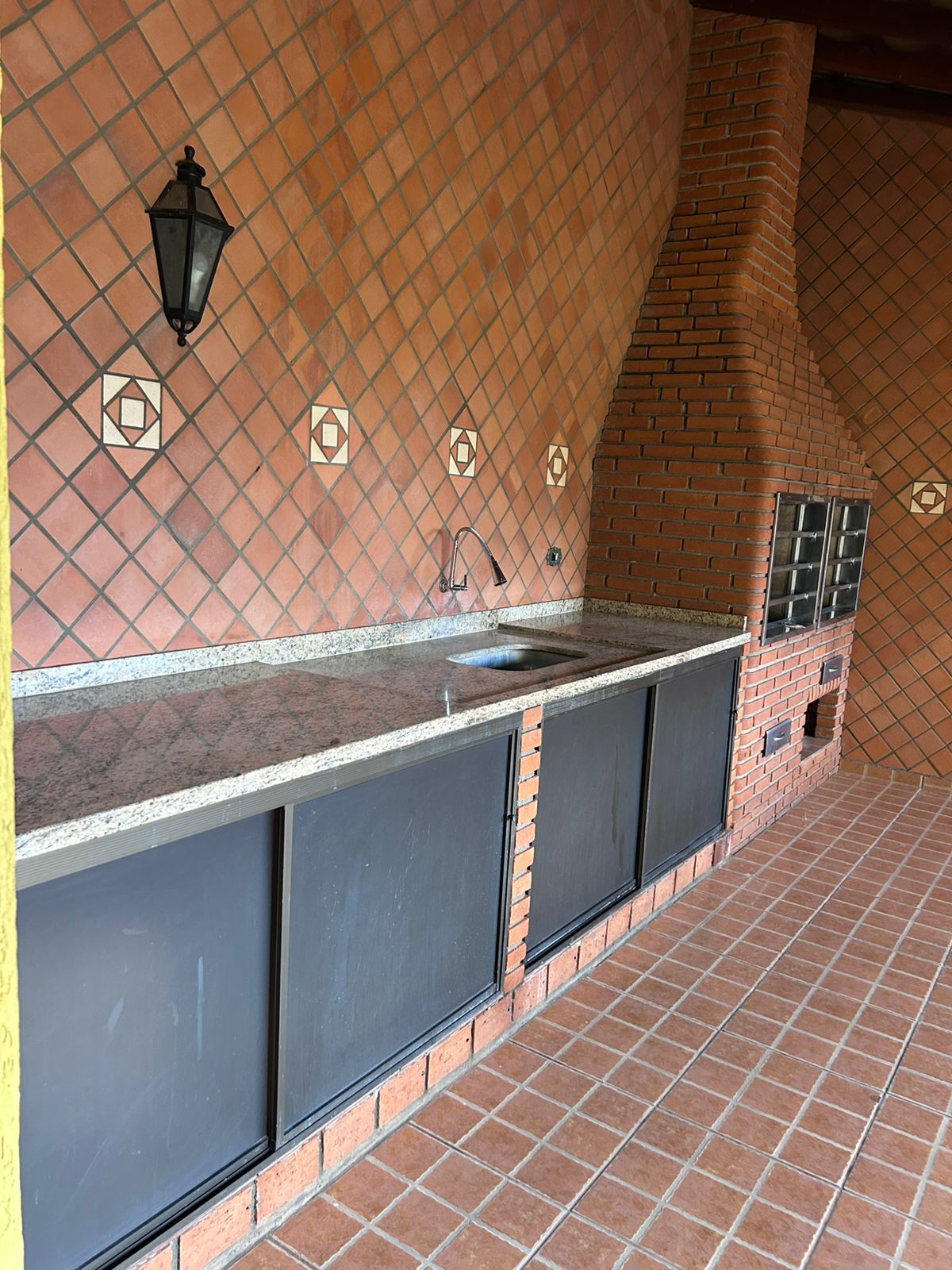 Seu próximo negócio pode começar em um ponto pronto para receber você!