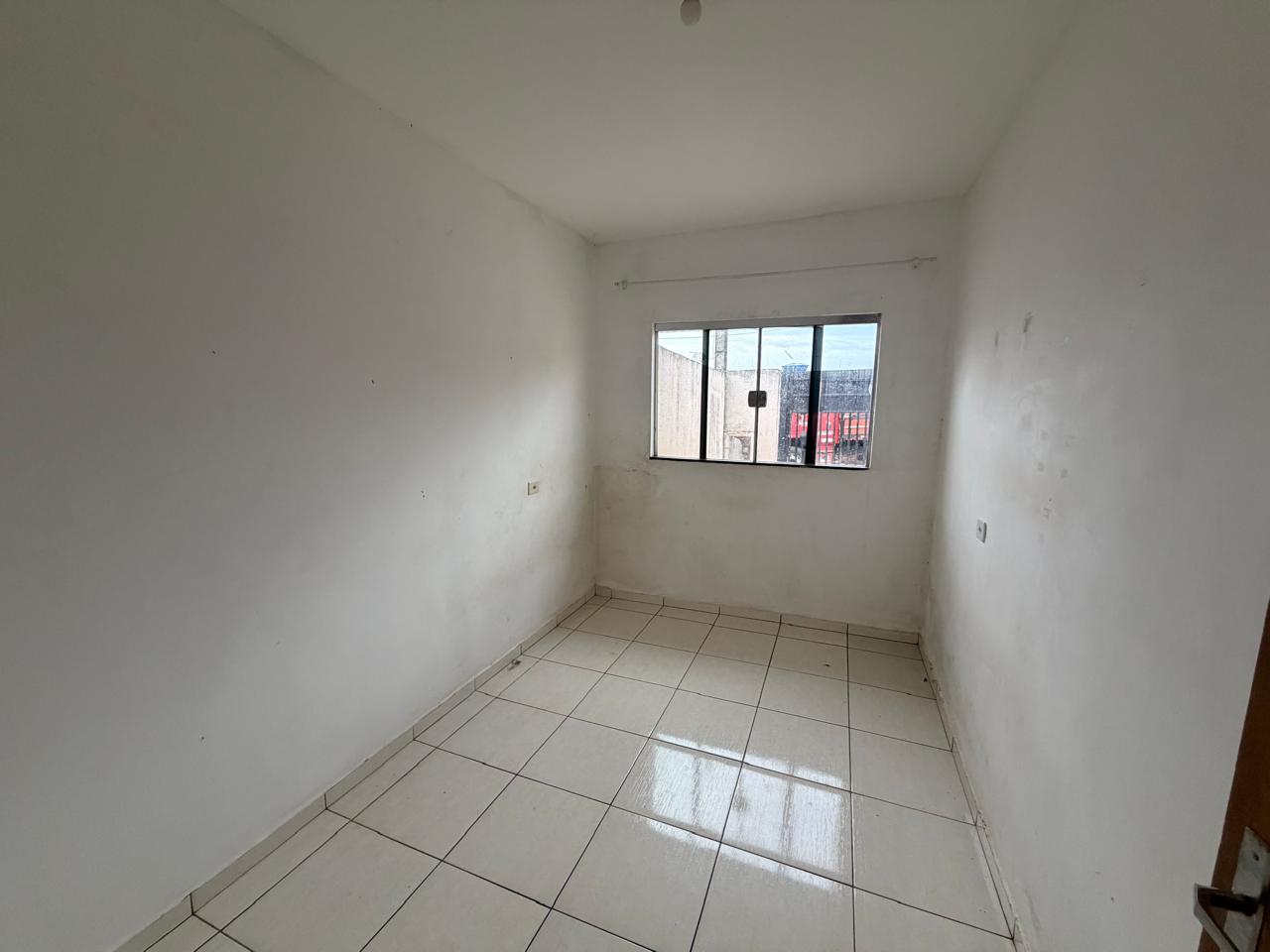 Casa com 2 Quartos, 80 m² e 2 Vagas - Jardim Verão, Sarandi/PR