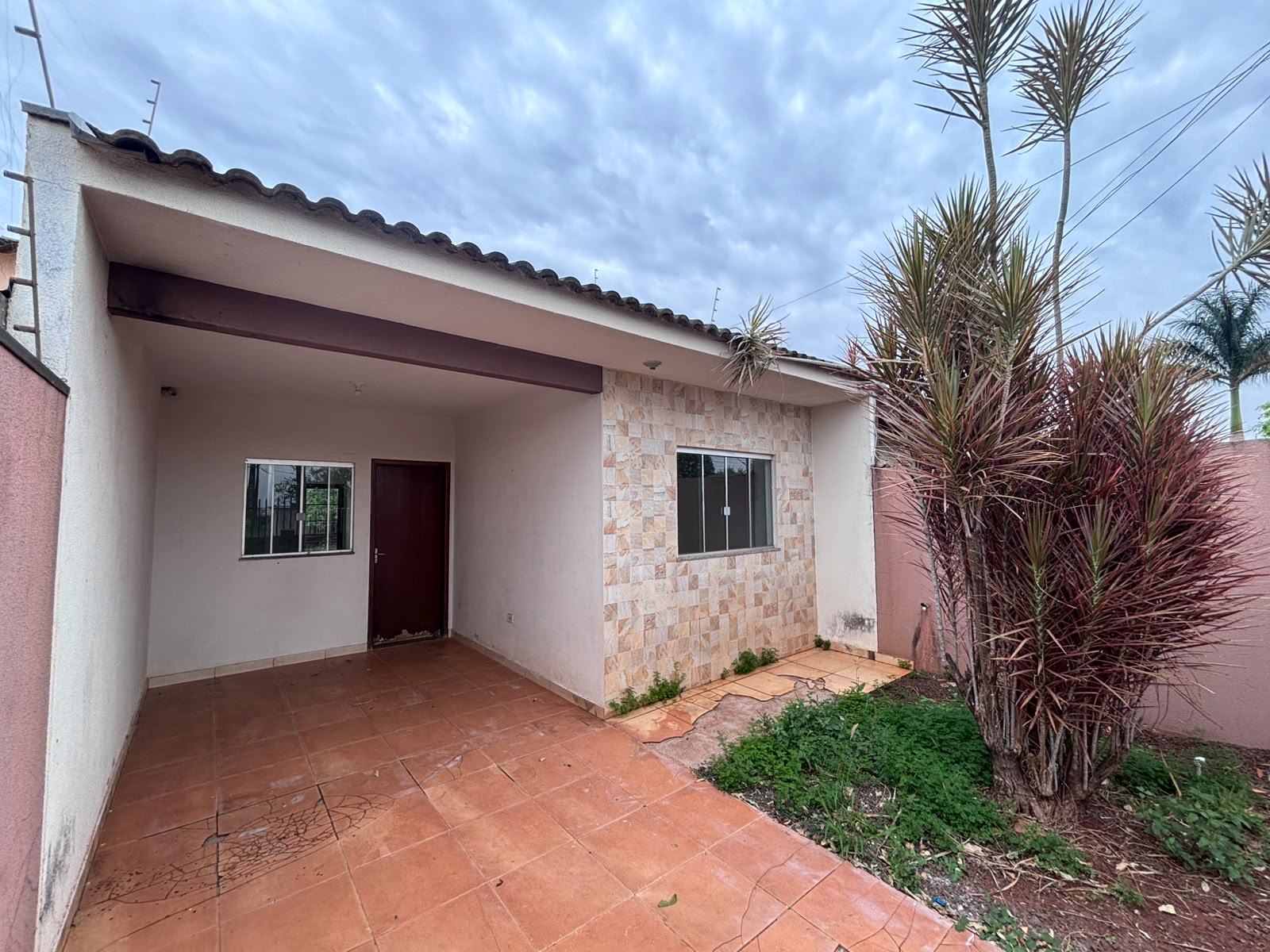 Casa com 2 Quartos e 2 Vagas, 80m² - Jardim Monterey, Sarandi/PR