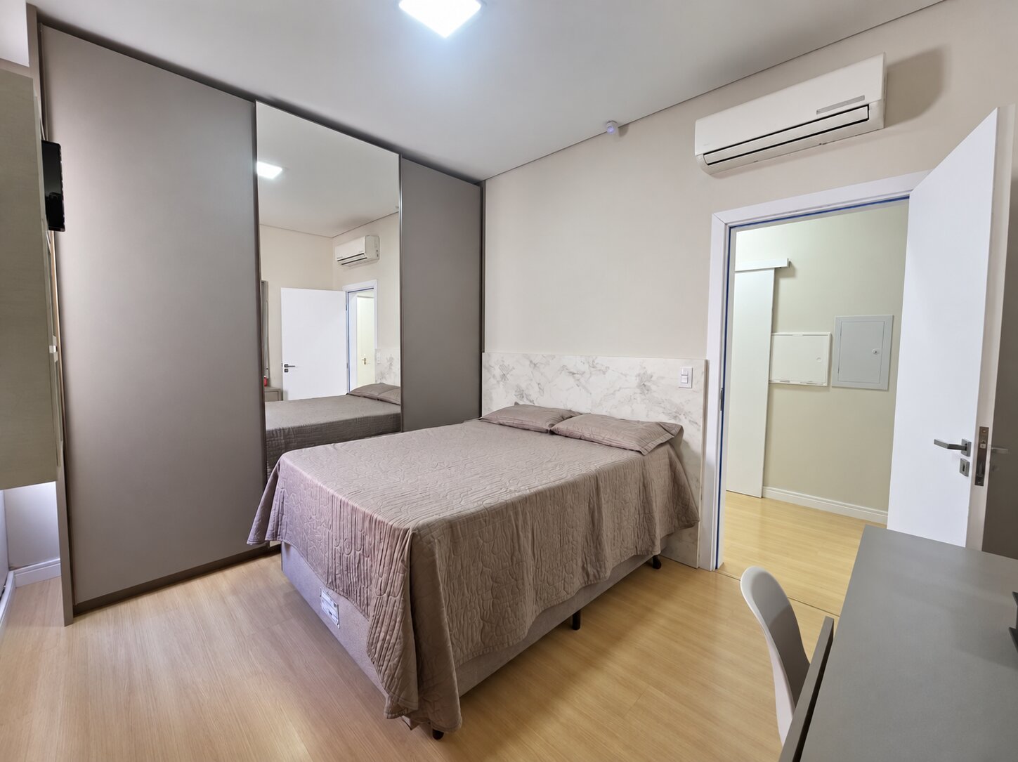 Casa com 3 Quartos, 276 m² à Venda no Jardim São Conrado - Maringá/PR