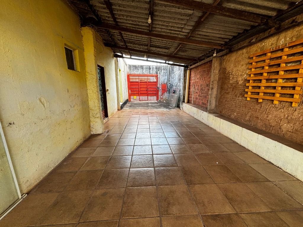 Casa para Alugar com 2 Quartos e 100m²  no Jardim Verão em Sarandi/PR