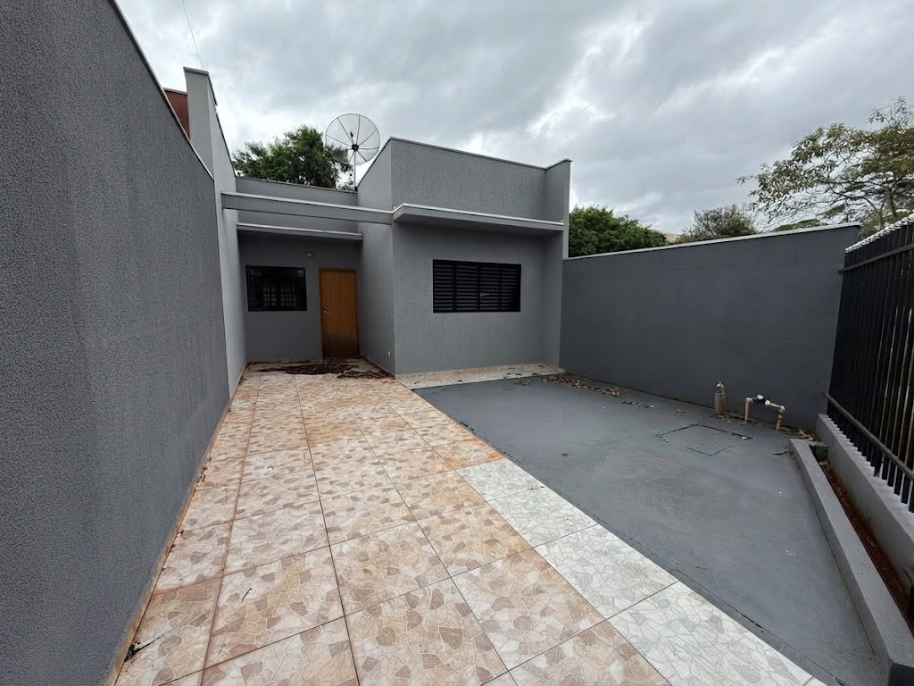 Casa com 3 Quartos, 100 m² - Jardim Bertioga, Maringá/PR
