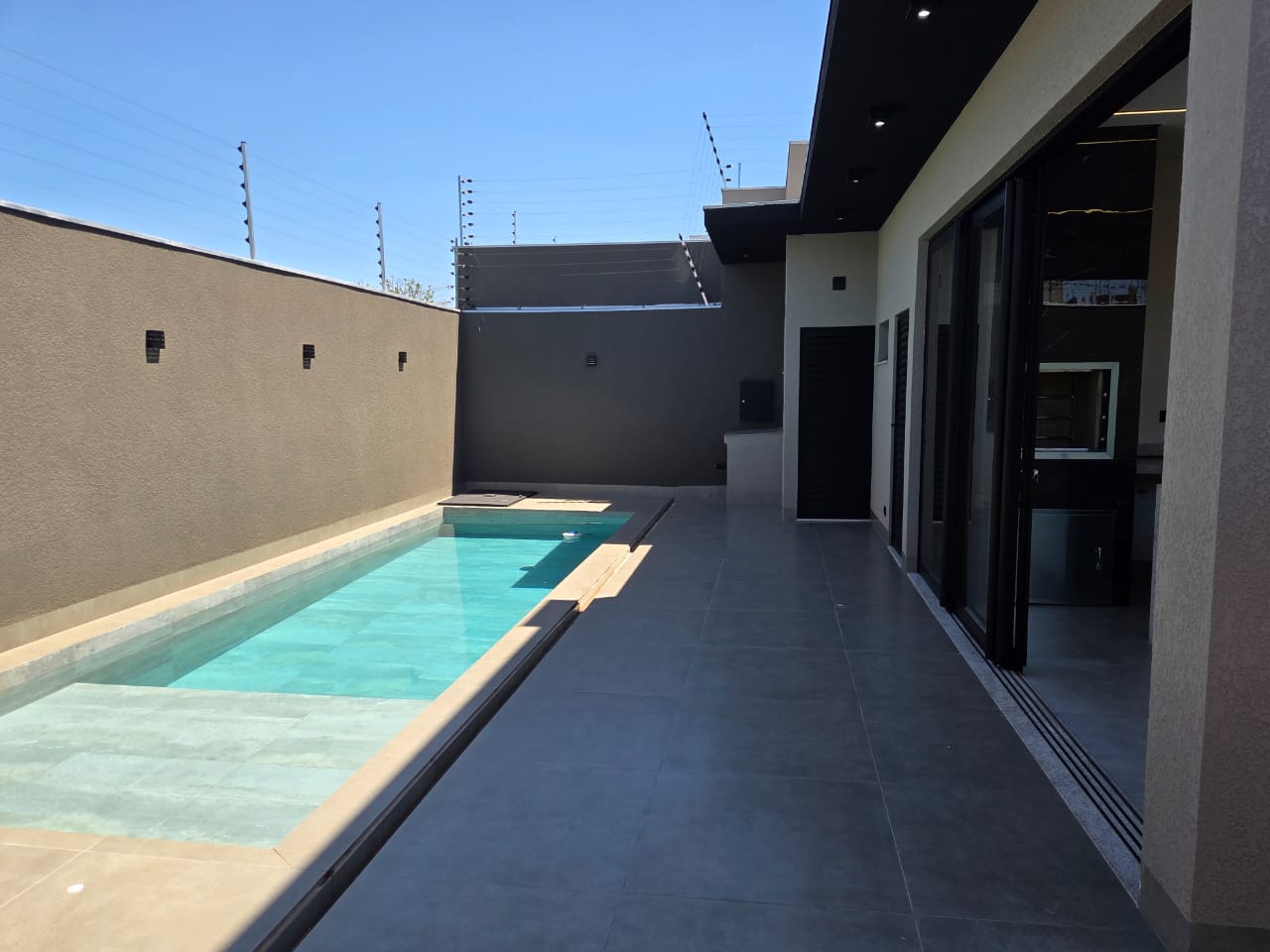 Excelente casa para locação/ venda  com 3 Suítes, 206 m² - Jardim Espanha, Maringá/PR