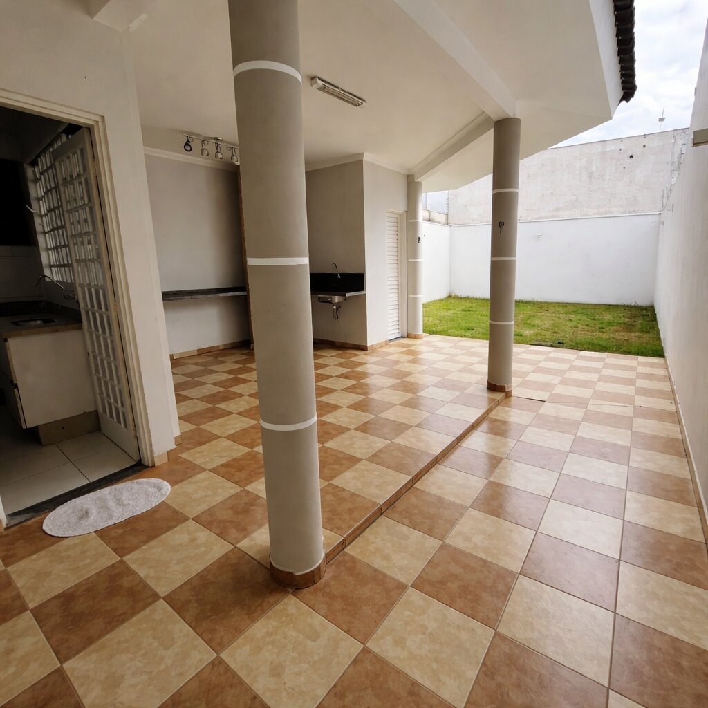🏡 Sobrado com suíte, espaço gourmet e quintal no Jardim Higienópolis — R$ 3.900/mês
