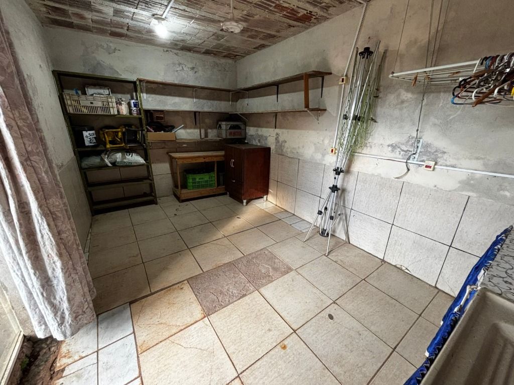 Casa para Alugar com 2 Quartos e 100m²  no Jardim Verão em Sarandi/PR