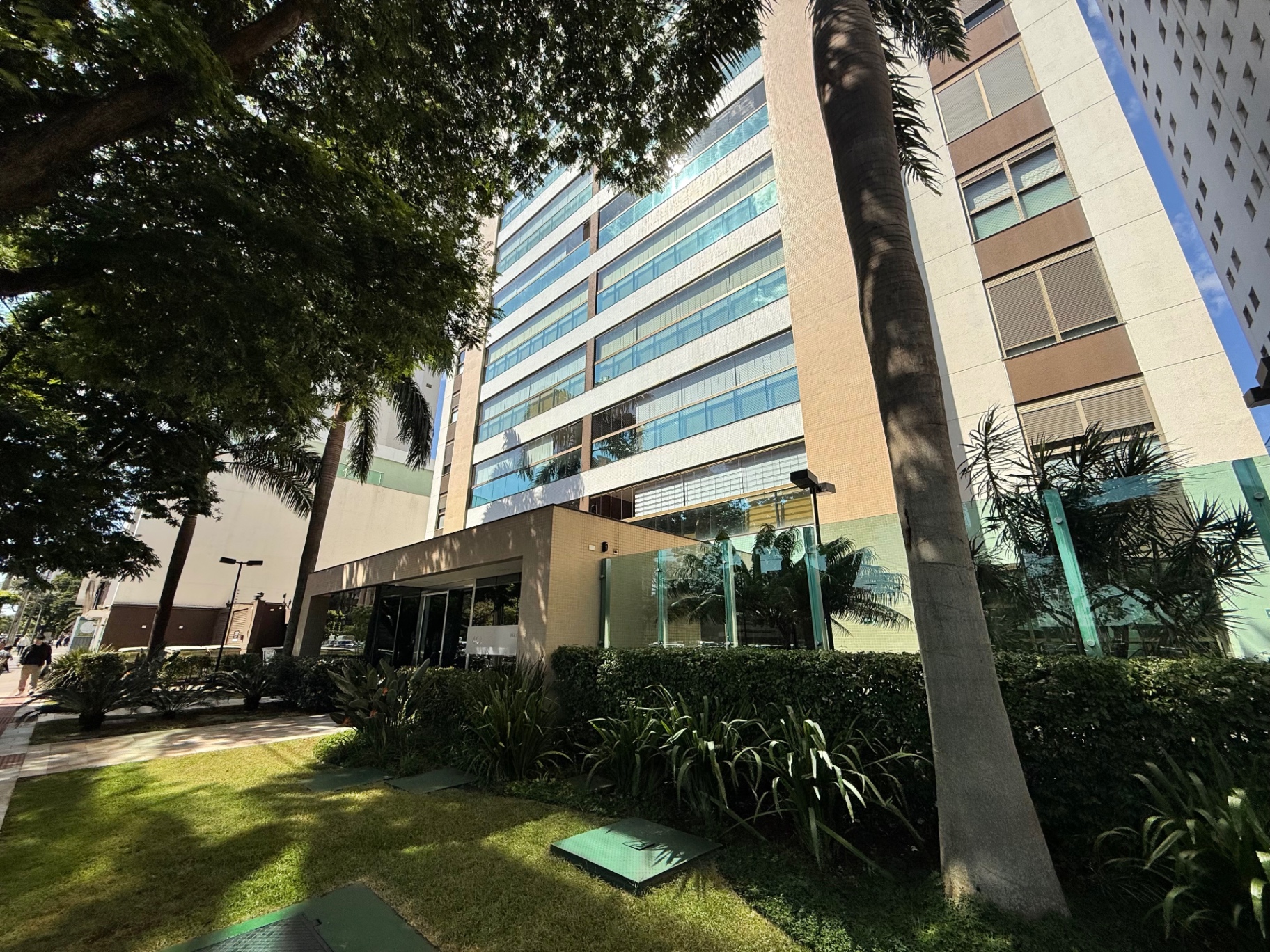 Apartamento com 4 Quartos e 176 m² na Zona 7 - Maringá/PR