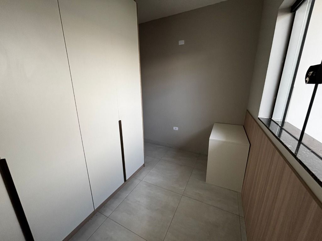 Casa com 3 Quartos, 120 m² e 2 Vagas - Jardim Everest, Maringá/PR