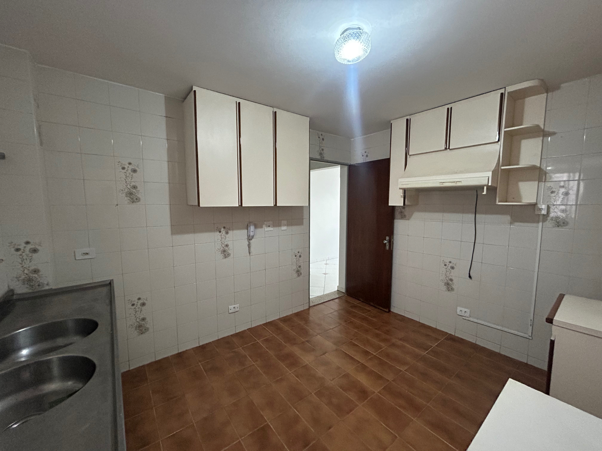 Apartamento com 3 Quartos e 120 m² na Zona 07 - Maringá/PR