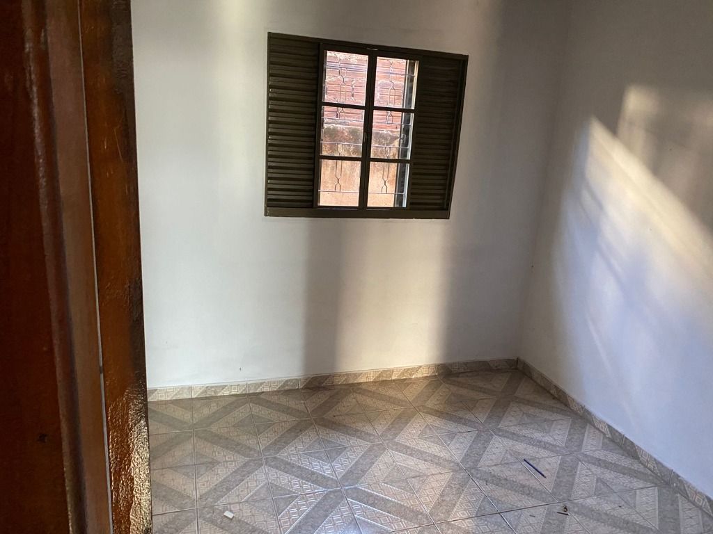 Casa com 3 Quartos, 80 m² - Jardim Campos Elísios, Maringá/PR