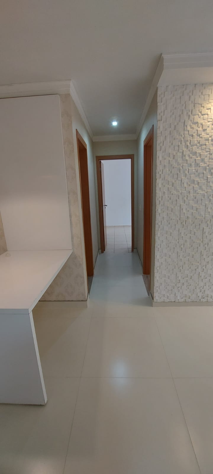 Apartamento para Locação com 1 Suíte + 1 Quarto em Maringá/PR