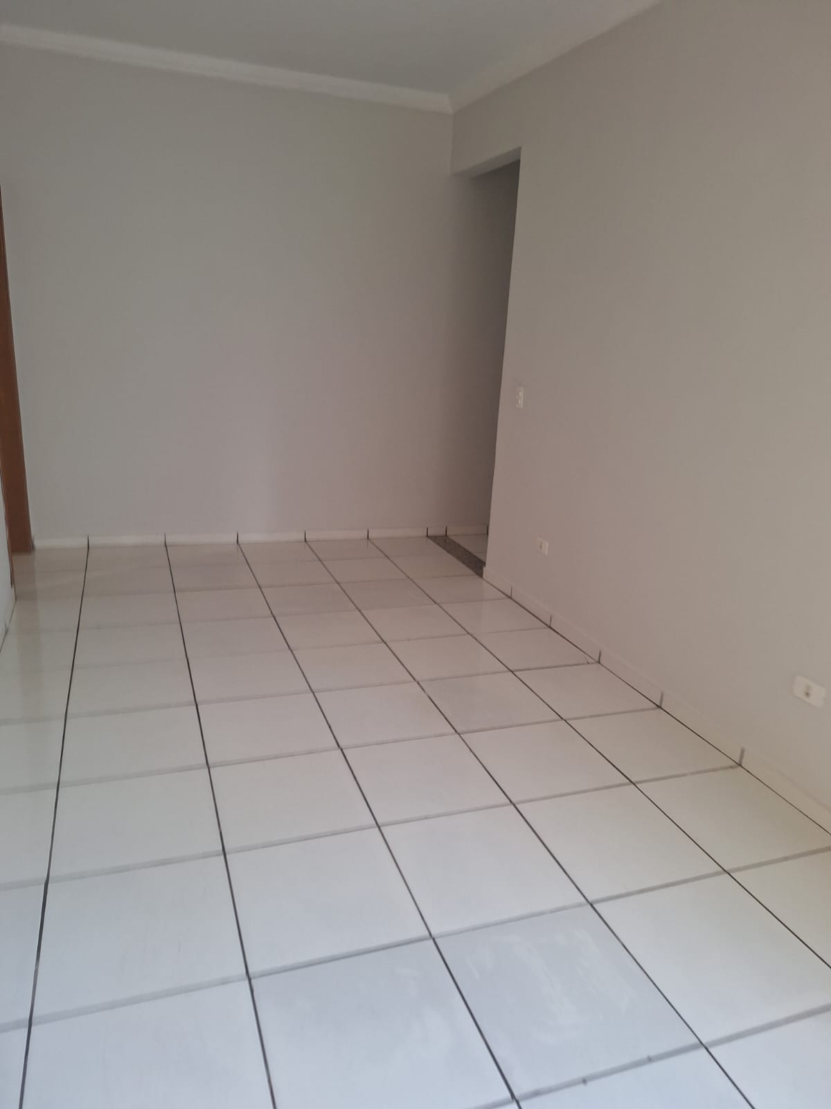 Casa para alugar 2 quartos + 1 suíte