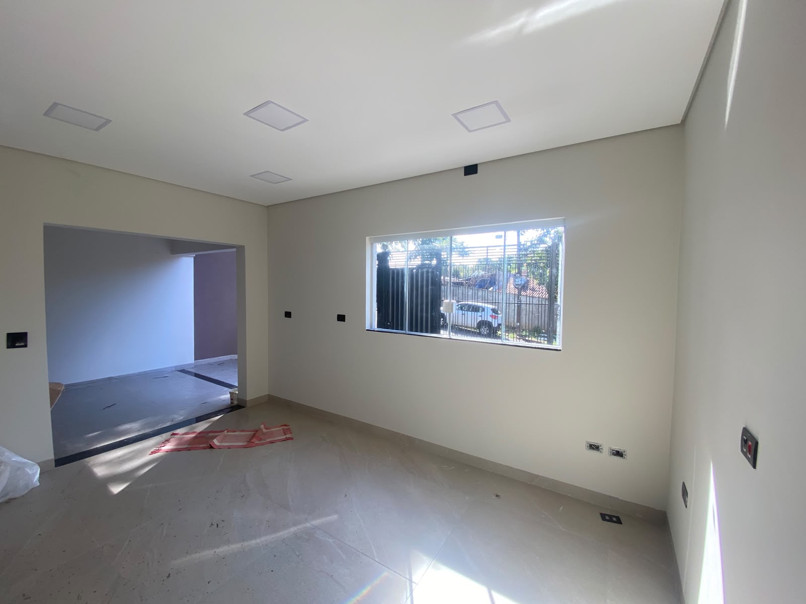 Sobrado com 4 Quartos e 130 m² no Jardim Montreal - Maringá/PR
