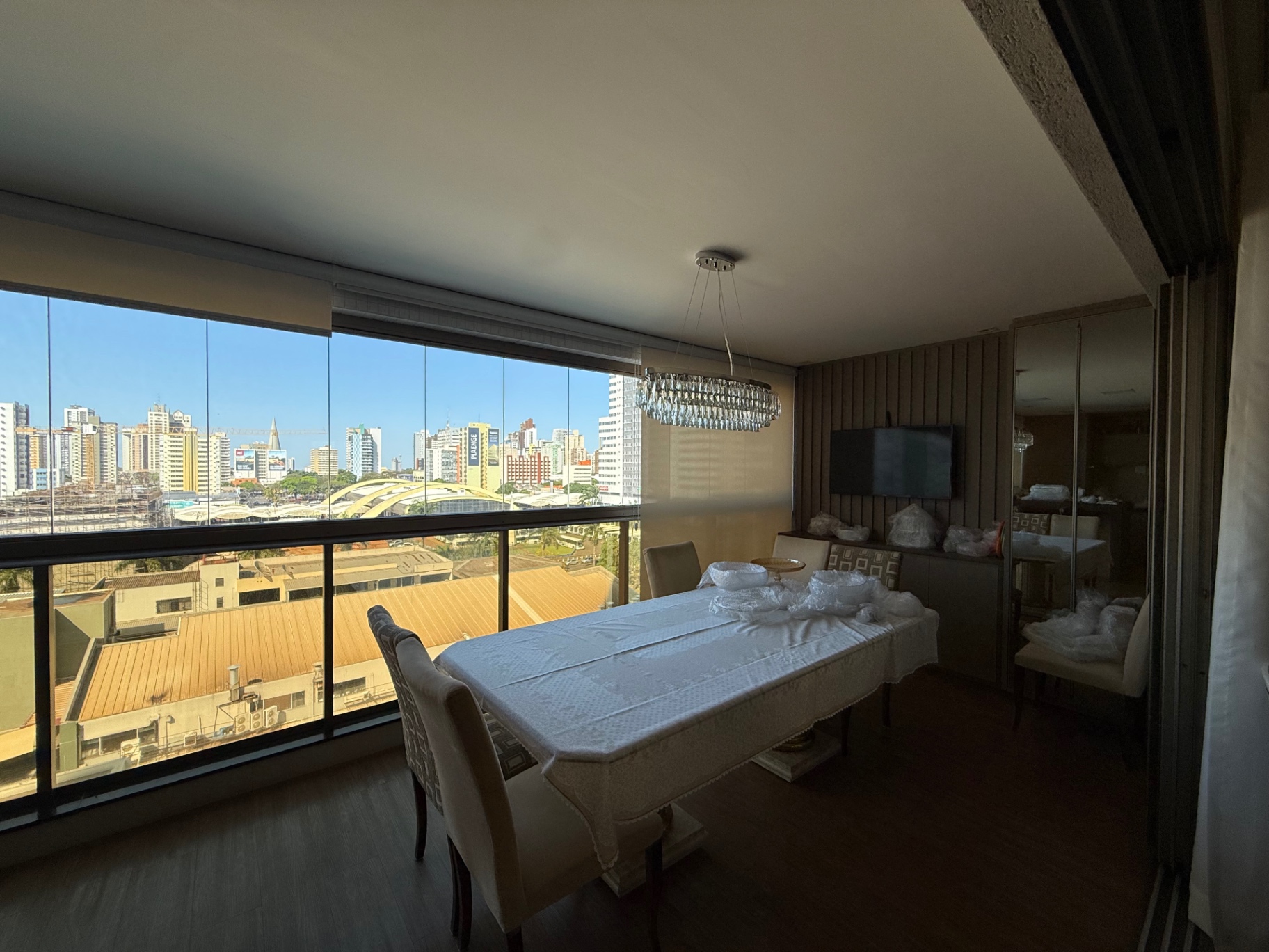 Apartamento com 4 Quartos e 176 m² na Zona 7 - Maringá/PR