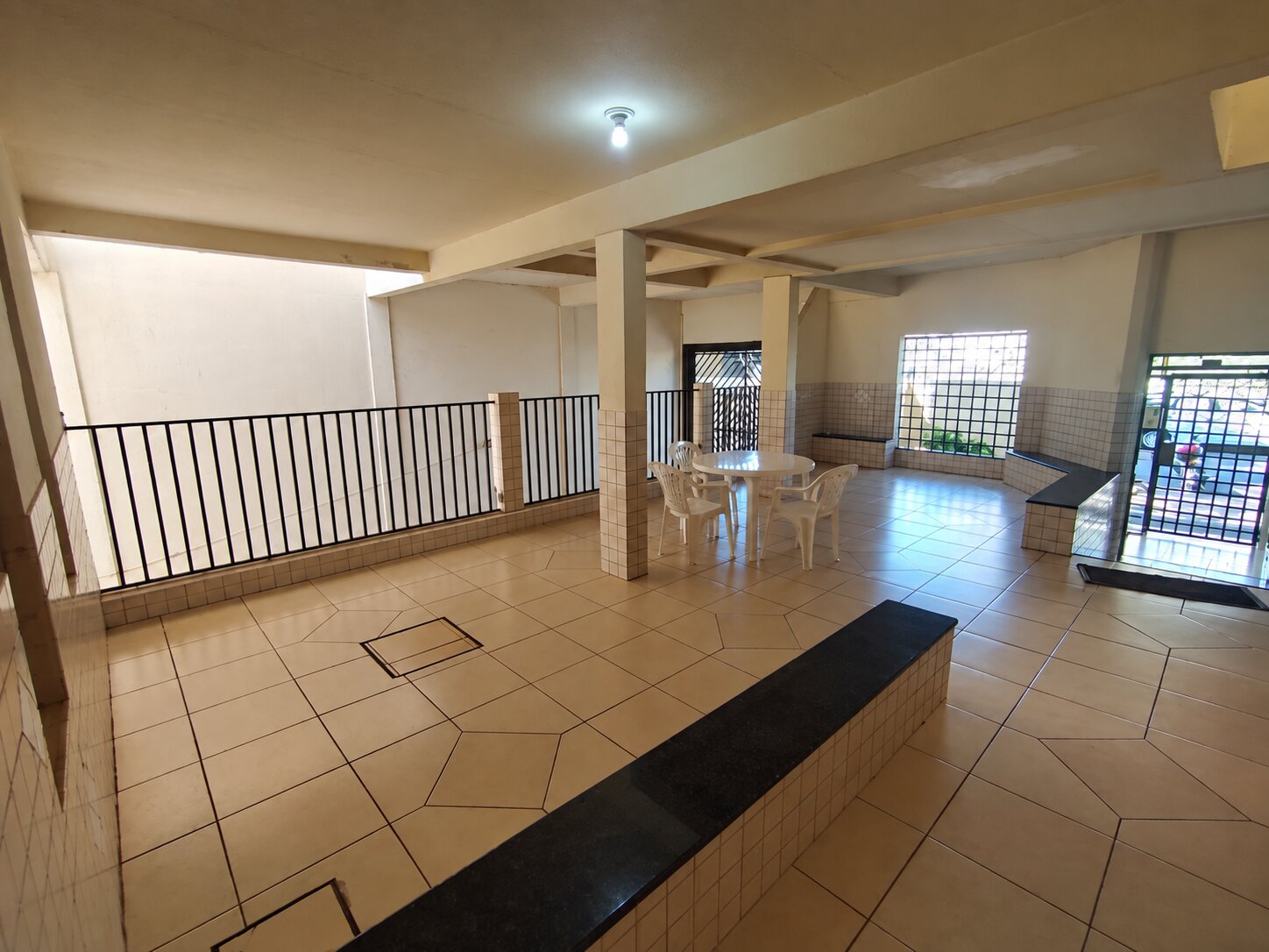 🏡 APARTAMENTO MOBILIADO PARA LOCAÇÃO | 3 QUARTOS E 2 VAGAS NA ZONA 07 ✨