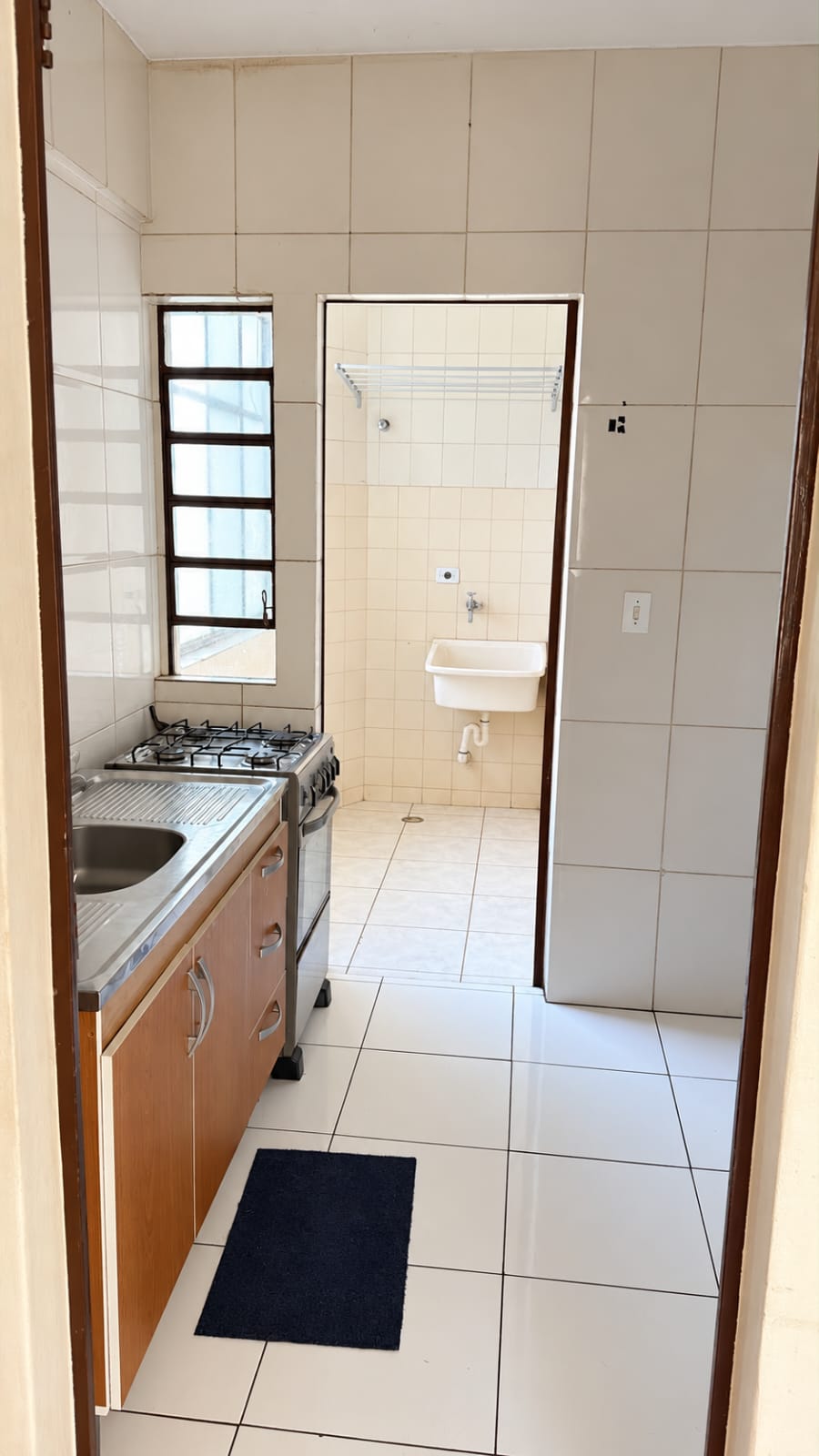 Apartamento com 3 Quartos, 50 m² e 1 Vaga na Zona 07 - Maringá/PR