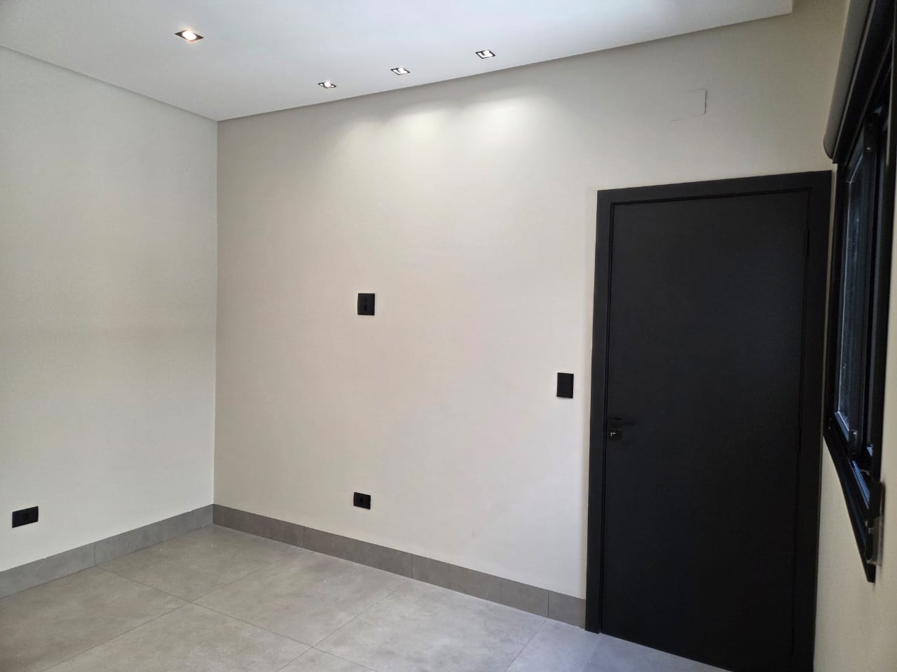 Excelente casa para locação/ venda  com 3 Suítes, 206 m² - Jardim Espanha, Maringá/PR