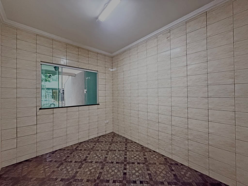 🏡 CASA PARA LOCAÇÃO | 1 SUÍTE + 2 QUARTOS, CHURRASQUEIRA E 3 VAGAS NA VILA ESPERANÇA ✨