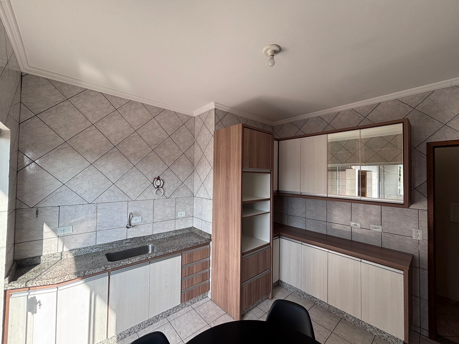Apartamento com 3 Quartos, 130 m² no Parque Residencial Tuiuti - Maringá/PR