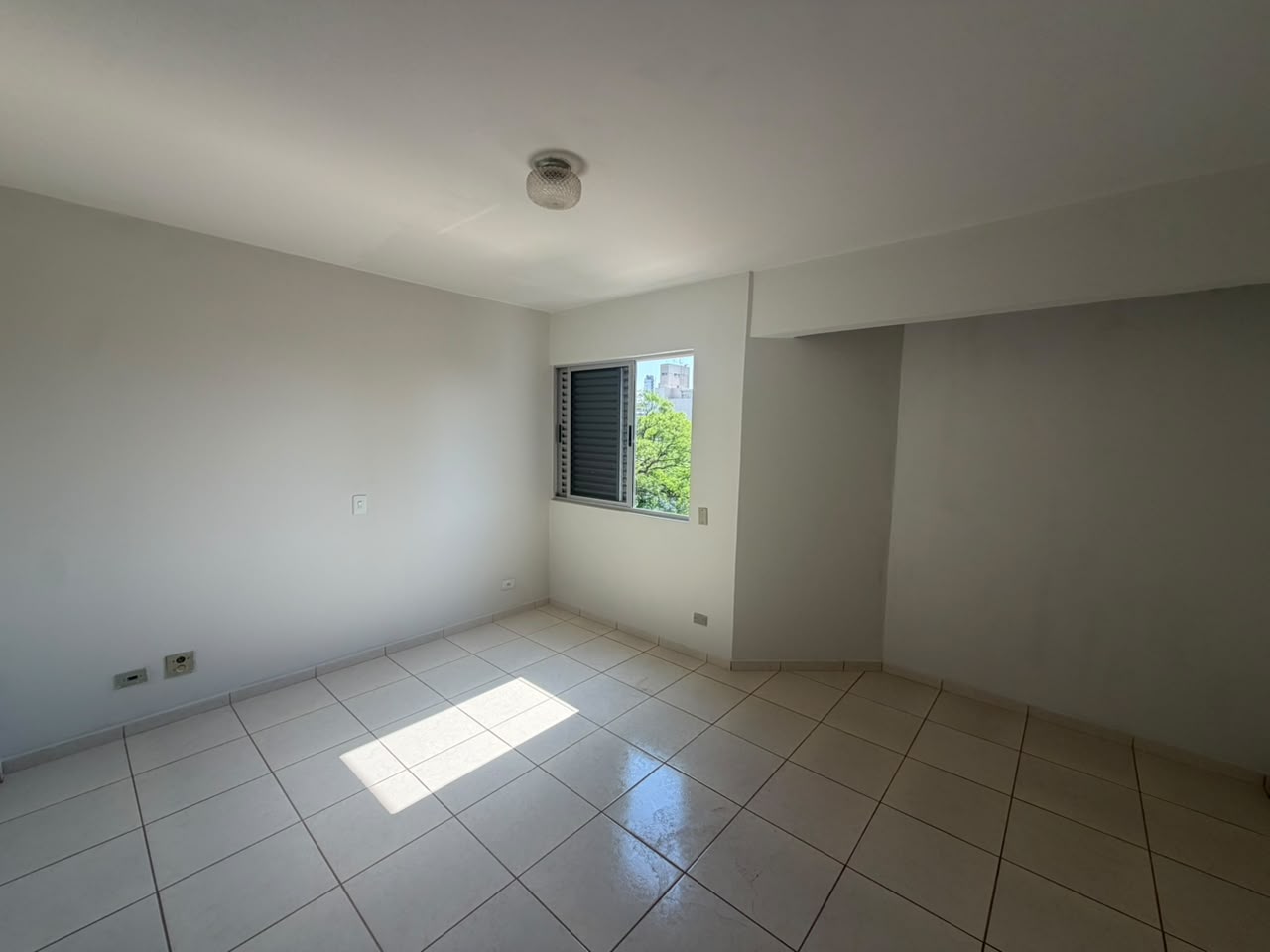 Alugue Sem Fiador - Apartamento com 3 Quartos, 115 m² - Zona 07, Maringá/PR