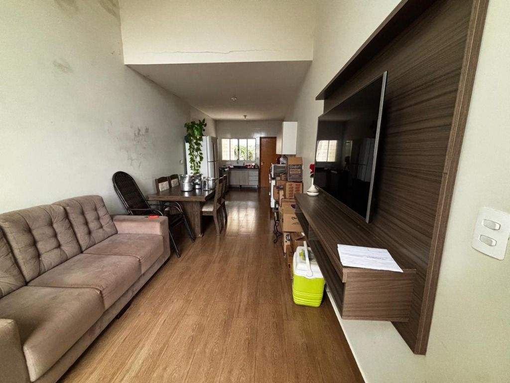 Casa com 2 Quartos, 80 m² e 2 Vagas - Jardim Paulista III, Maringá/PR