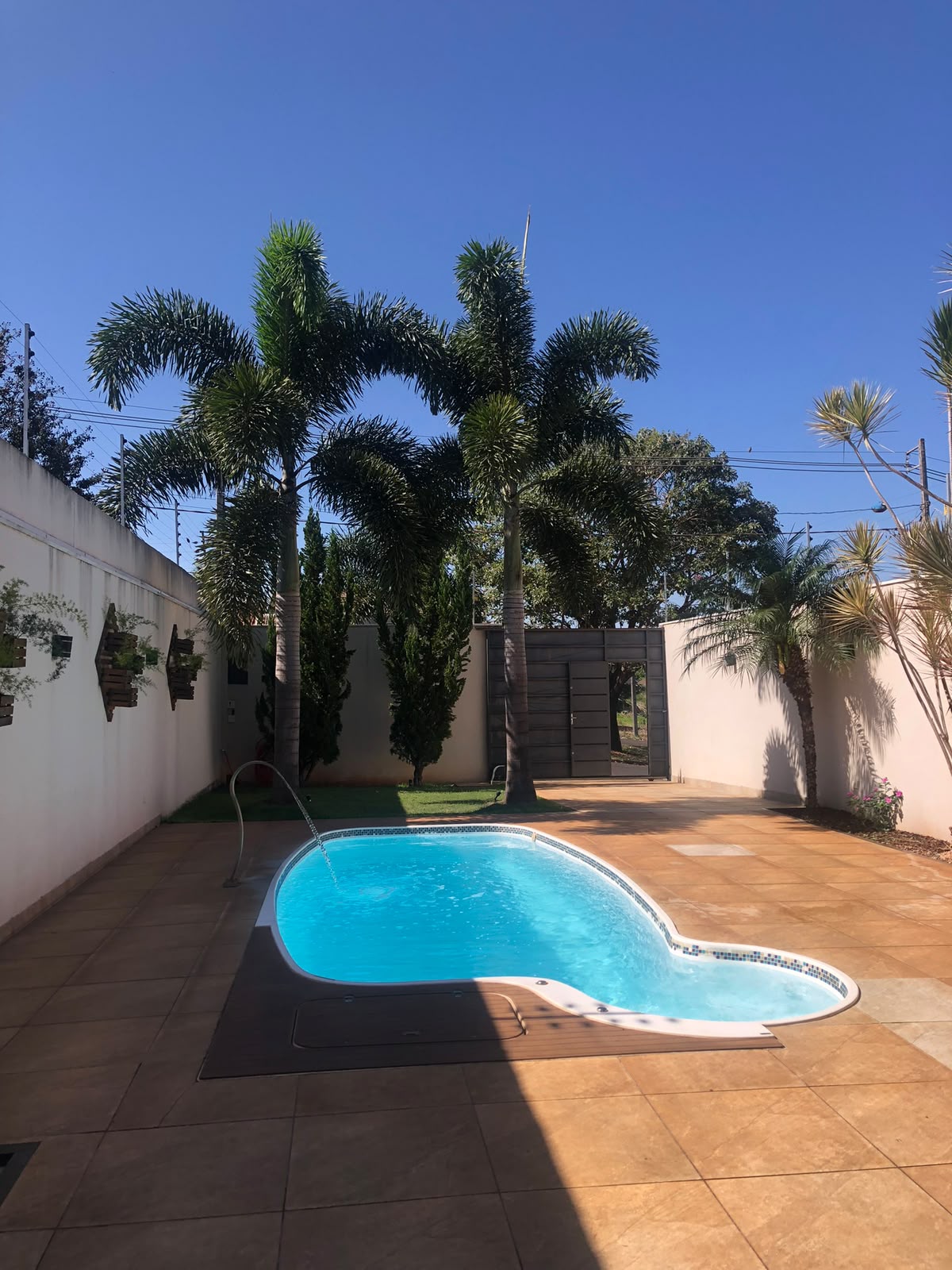 ÁREA DE LAZER... com 1 Quarto, 80m² - Jardim Tóquio, Maringá/PR