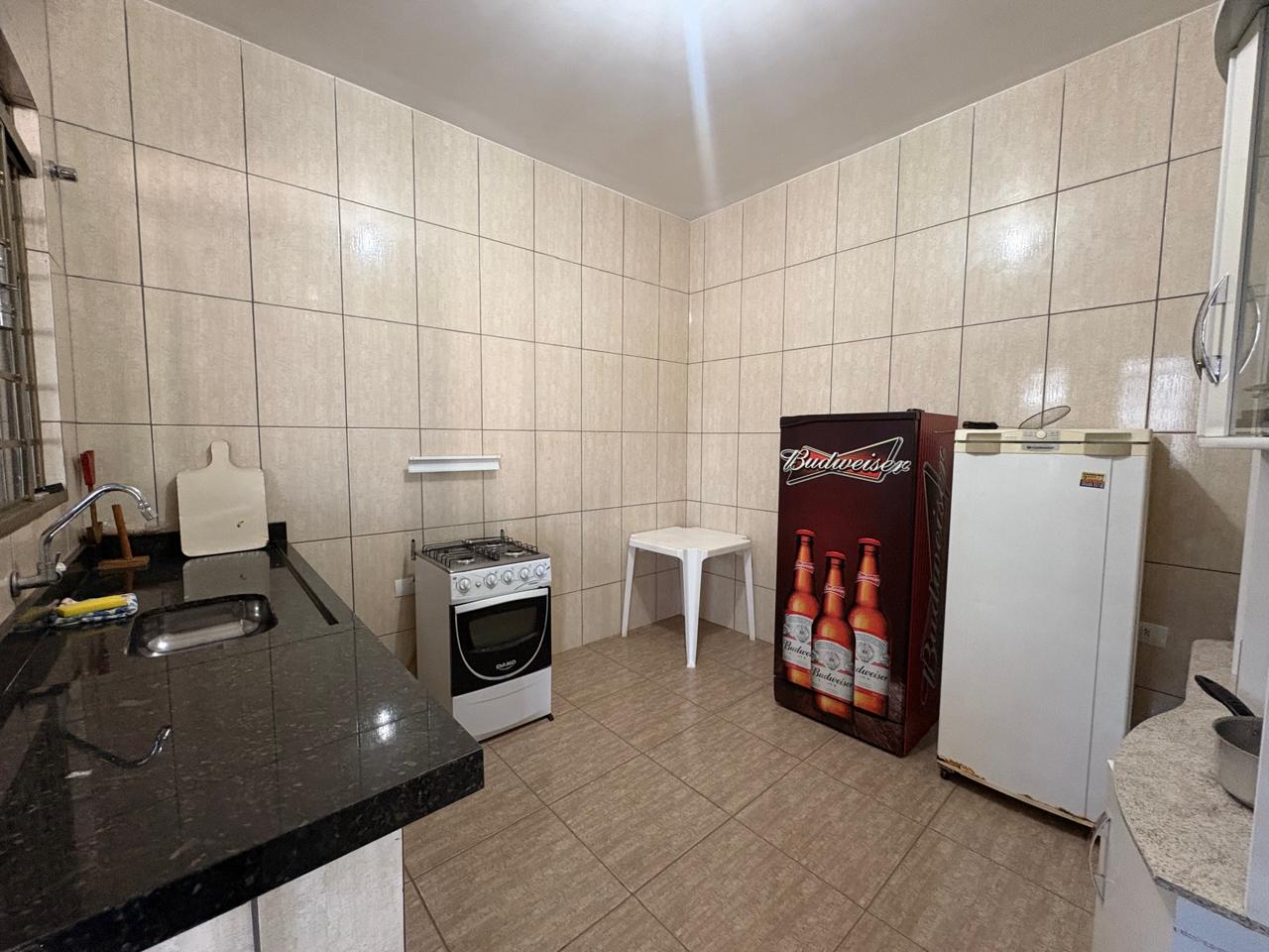Área de Lazer Completa com Piscina, Espaço Gourmet e Amplo Estacionamento à Venda ou Locação em Maringá/PR