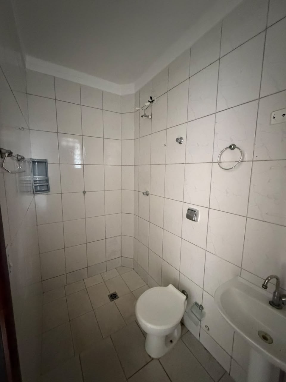 Apartamento com 3 Quartos e 80 m² - Vila Morangueira, Maringá/PR