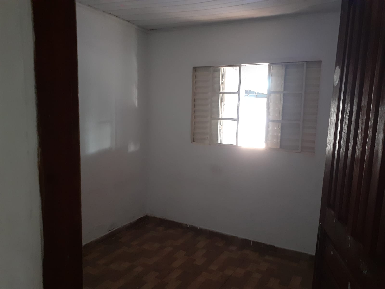 casa com 3 quartos + 1 banheiro em Sarandi