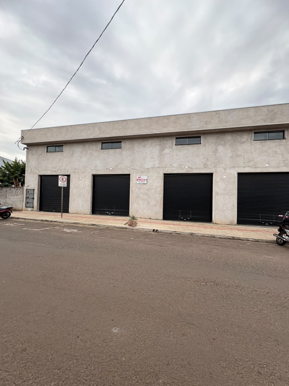 Aluga-se Salão Comercial em Sarandi-PR