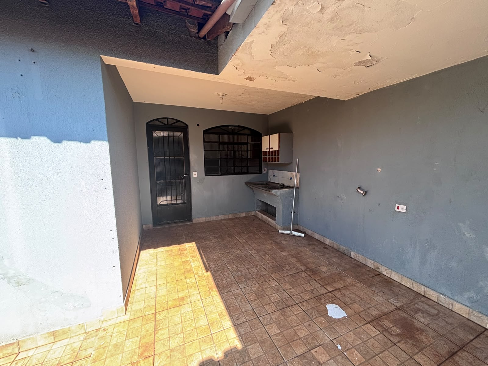 Casa com 3 Quartos, 100 m² - Conjunto Residencial Cidade Alta, Maringá/PR