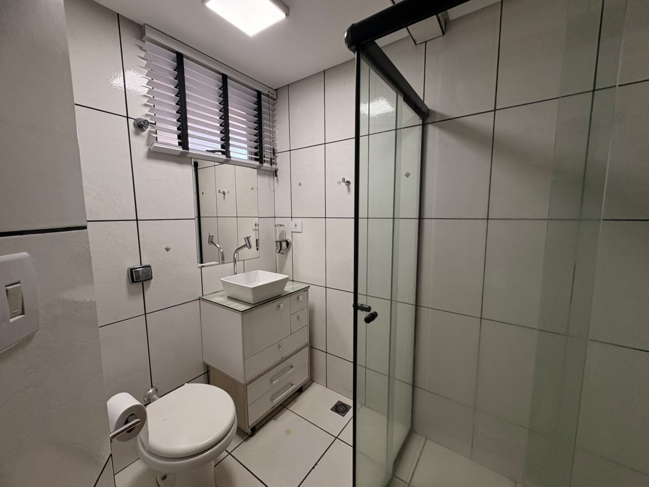 Apartamento Mobiliado para Locação Próximo à Unicesumar em Maringá/PR