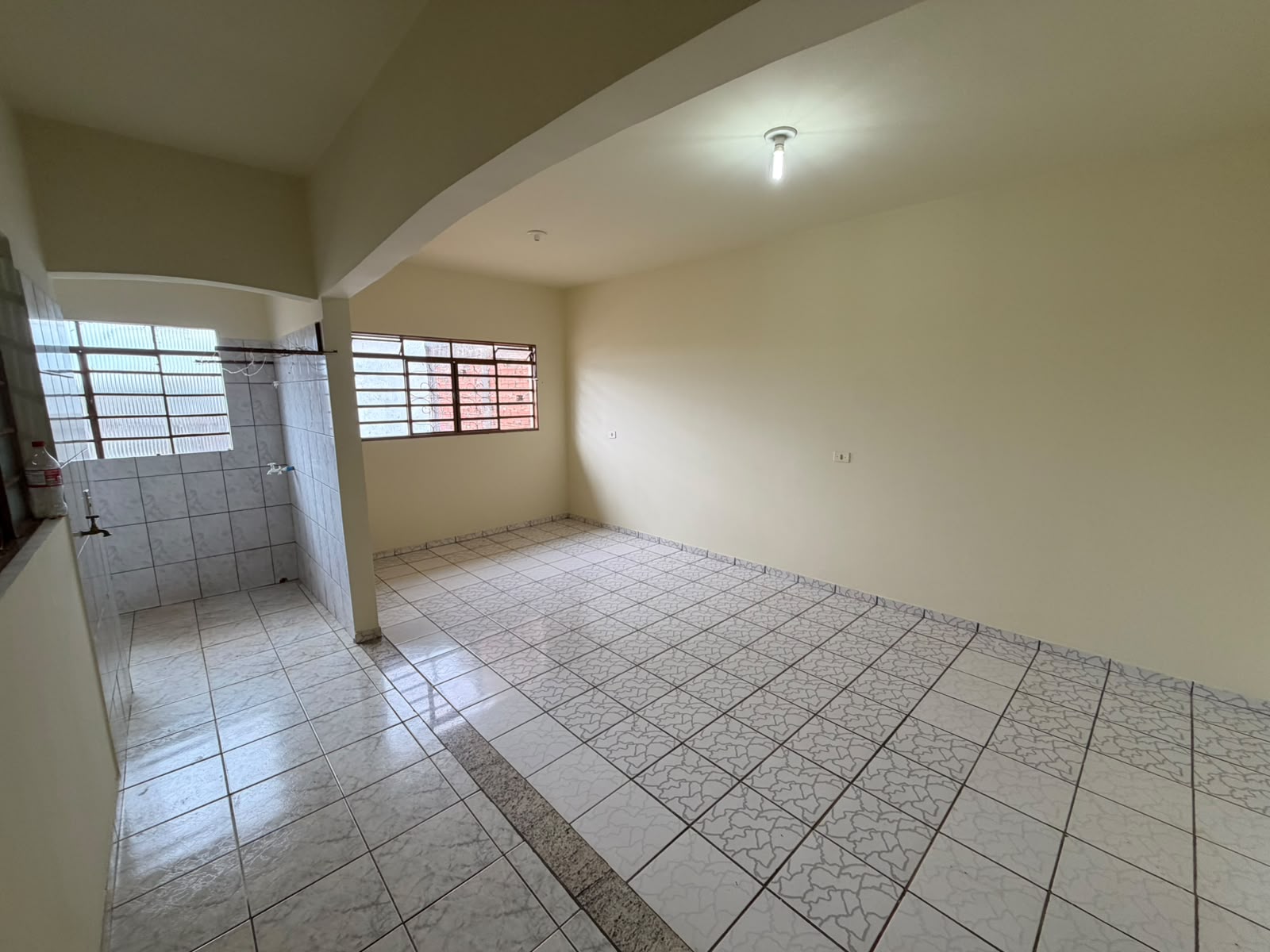 Sobreloja com 4 Quartos e 2 Vagas, 100 m² - Jardim Panorama, Sarandi/PR
