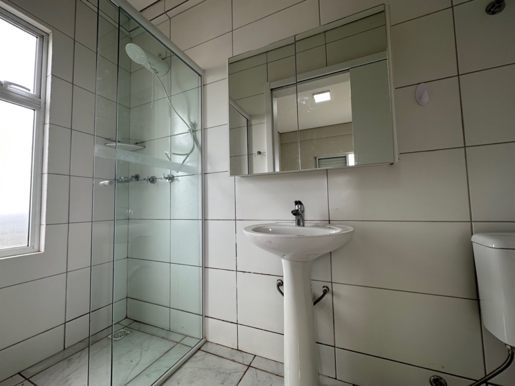 Apartamento com 2 Quartos, 63 m² e 1 Vaga na Zona 05 - Maringá/PR
