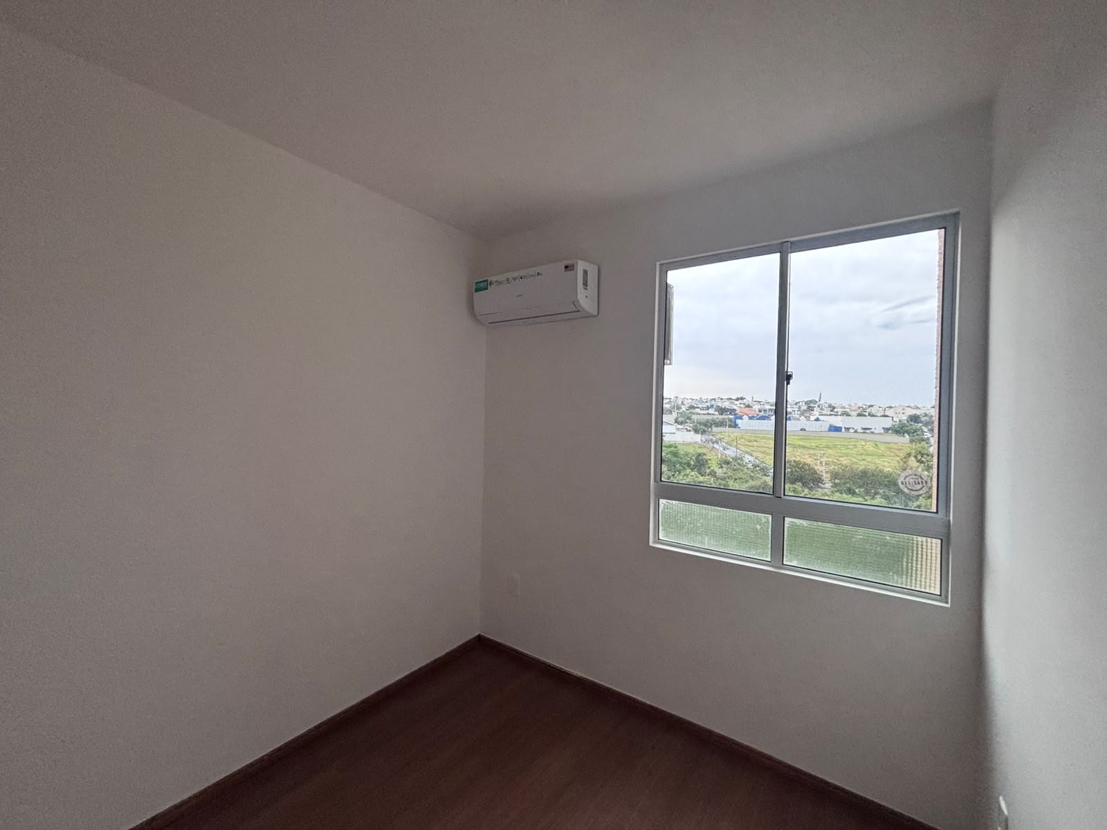 Apartamento com 2 Quartos, 49 m² e 1 Vaga - Zona 07, Maringá/PR