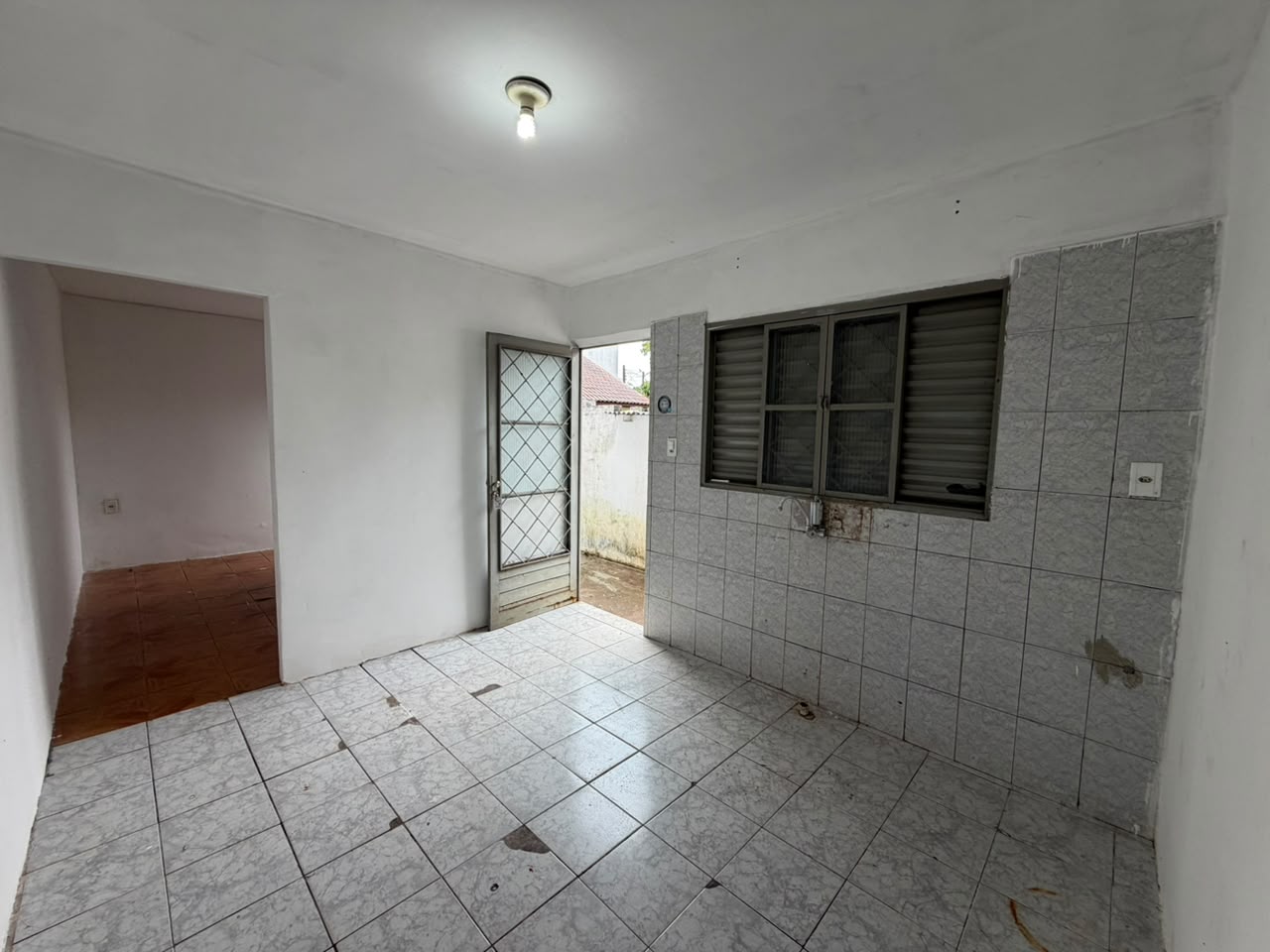 Casa com 1 Quarto, 36 m² - Conj. Inocente Vila Nova Júnior, Maringá/PR