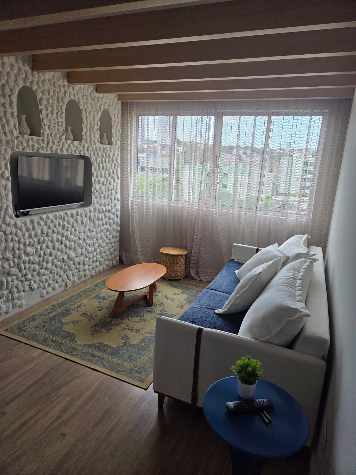 Apartamento Mobiliado para Locação com 2 Quartos no Jardim Ipanema – Maringá/PR