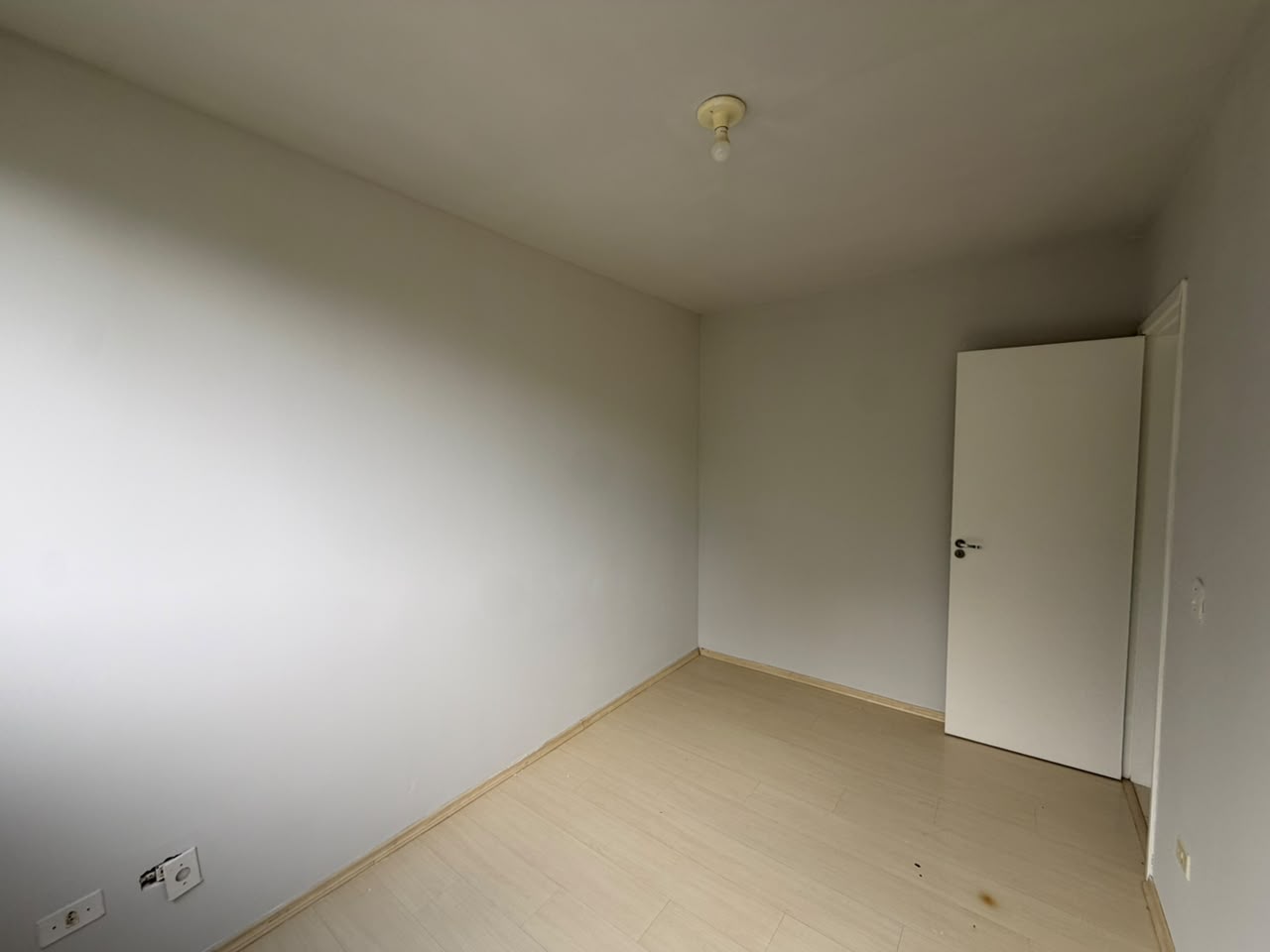 Apartamento com 2 Quartos e 48 m² no Loteamento Malbec, Maringá/PR