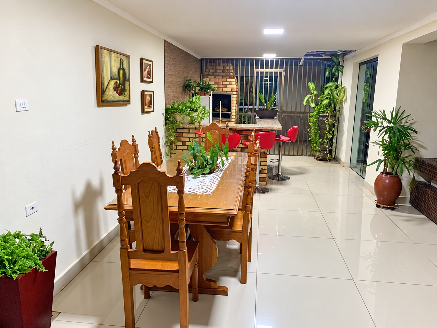 Casa com 5 Quartos, 400 m² - Zona 07, Maringá/PR
