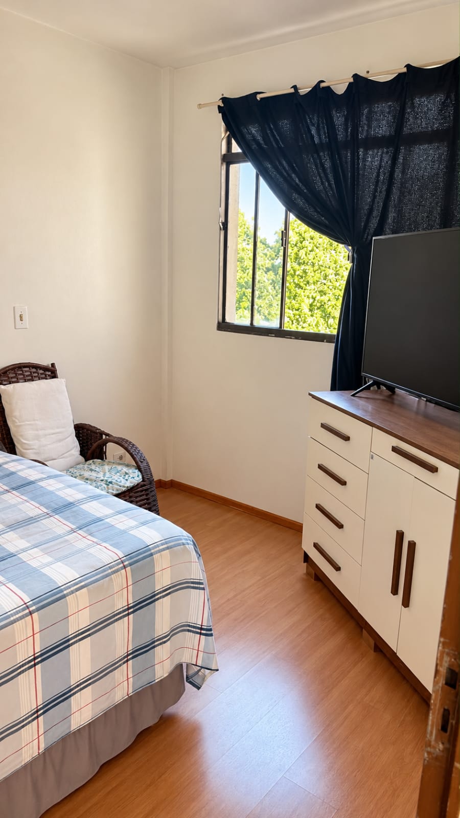 Apartamento com 3 Quartos, 50 m² e 1 Vaga na Zona 07 - Maringá/PR