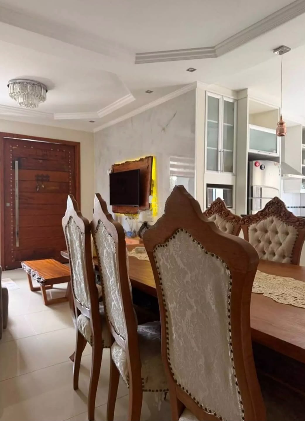 Sobrado com 4 Quartos e 150 m² no Jardim Novo Oásis - Maringá/PR