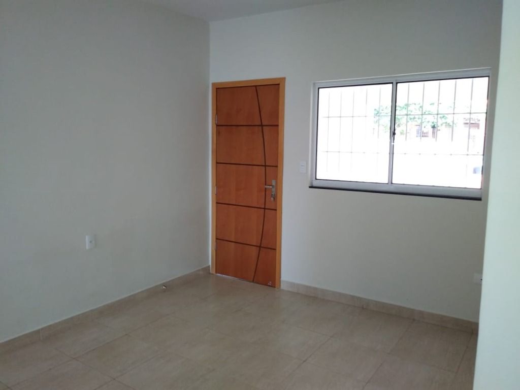 Casa com 3 Quartos, 97 m² - Parque Residencial Quebec, Maringá/PR
