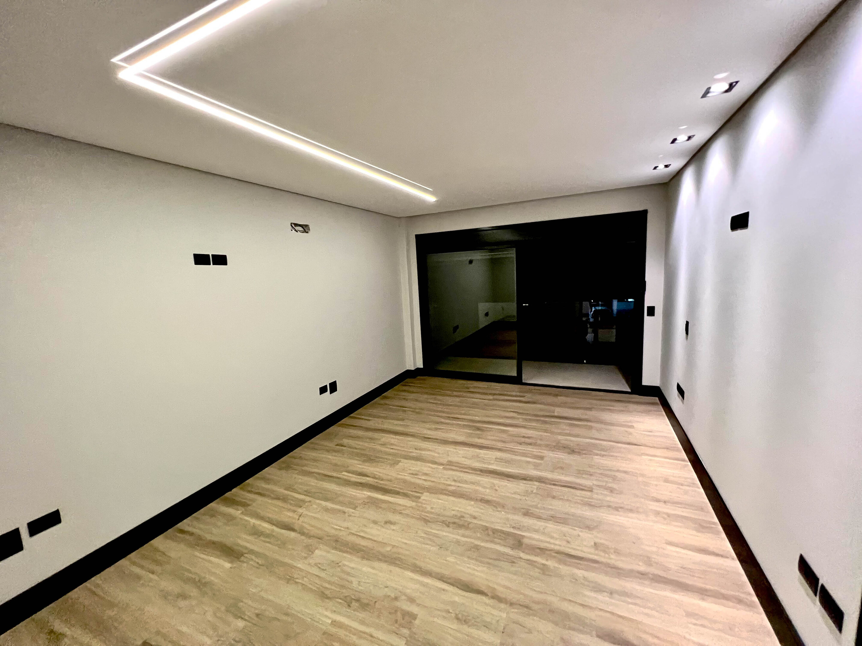 CASA DE ALTO PADRÃO 4 Quartos, 420 m² - JARDIM DAS NAÇÕES, Maringá/PR