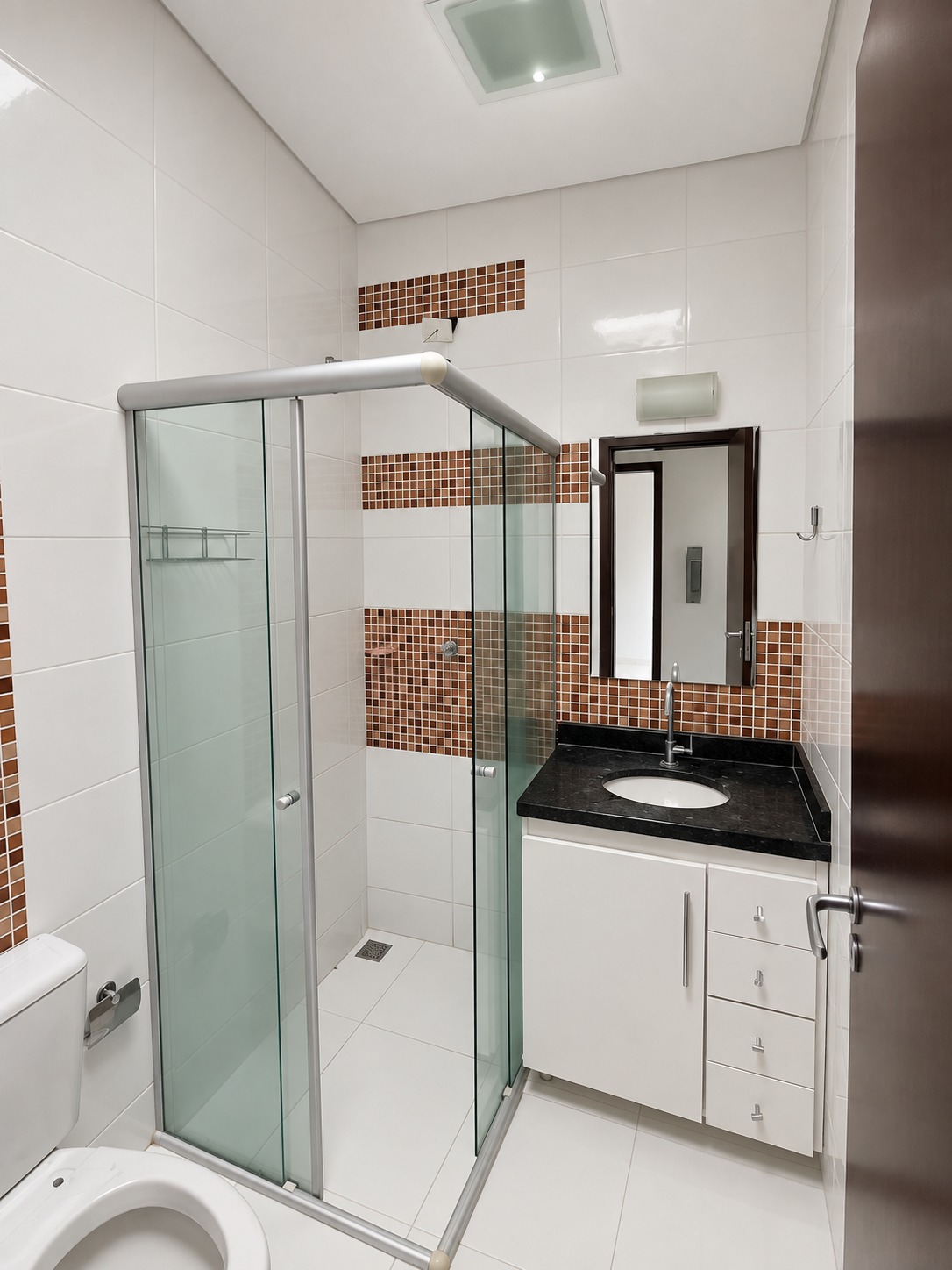 Apartamento de 110 m² com 2 Quartos, 1 Suíte e Sacada no Jardim Universo — Maringá/PR