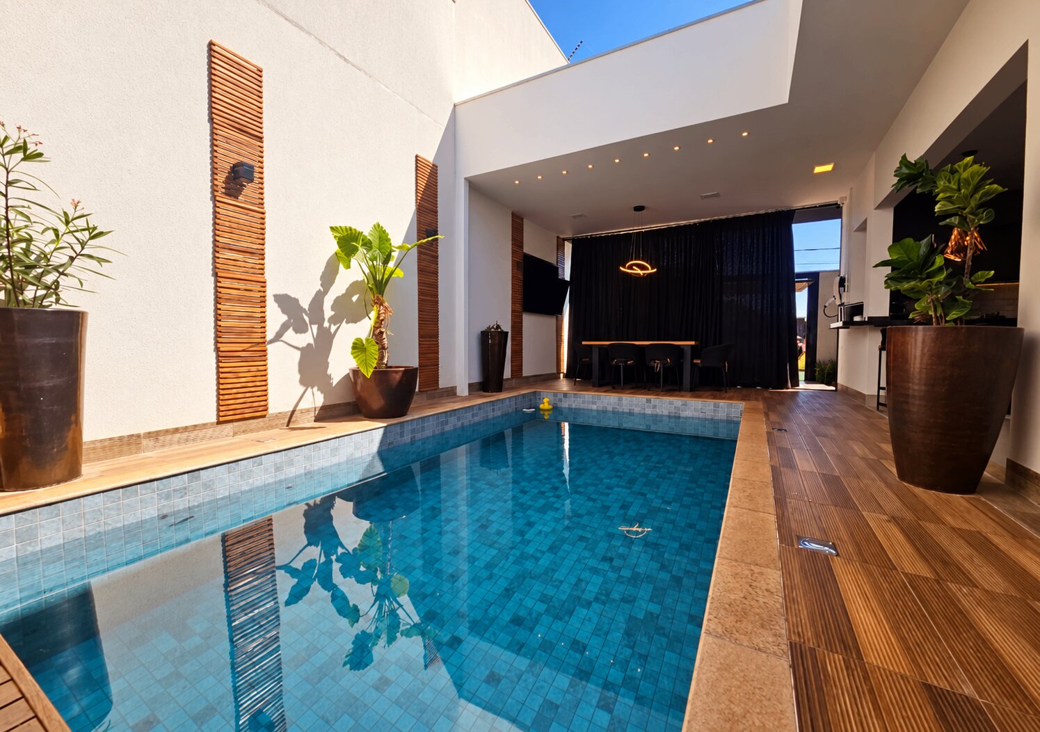 Casa com 3 Quartos, 276 m² à Venda no Jardim São Conrado - Maringá/PR