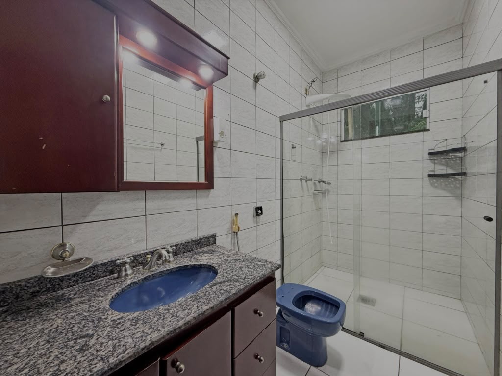🏡 CASA PARA LOCAÇÃO | 1 SUÍTE + 2 QUARTOS, CHURRASQUEIRA E 3 VAGAS NA VILA ESPERANÇA ✨