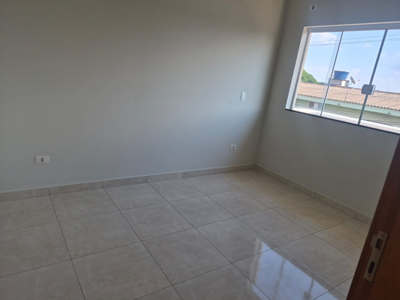 Apartamento com 2 Quartos e 120m² no Jardim Independência II, Sarandi/PR