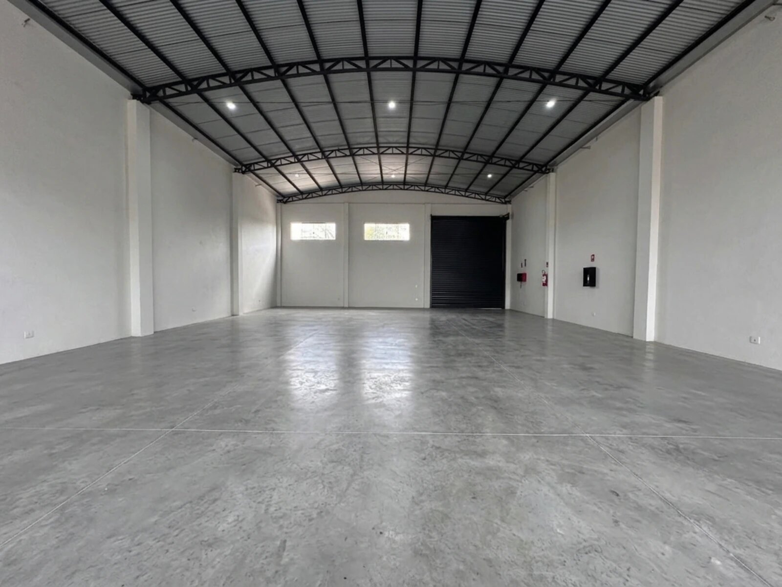 Seu negócio pode operar por duas ruas: salão de 342 m² no Bom Jardim por R$ 7.500/mês