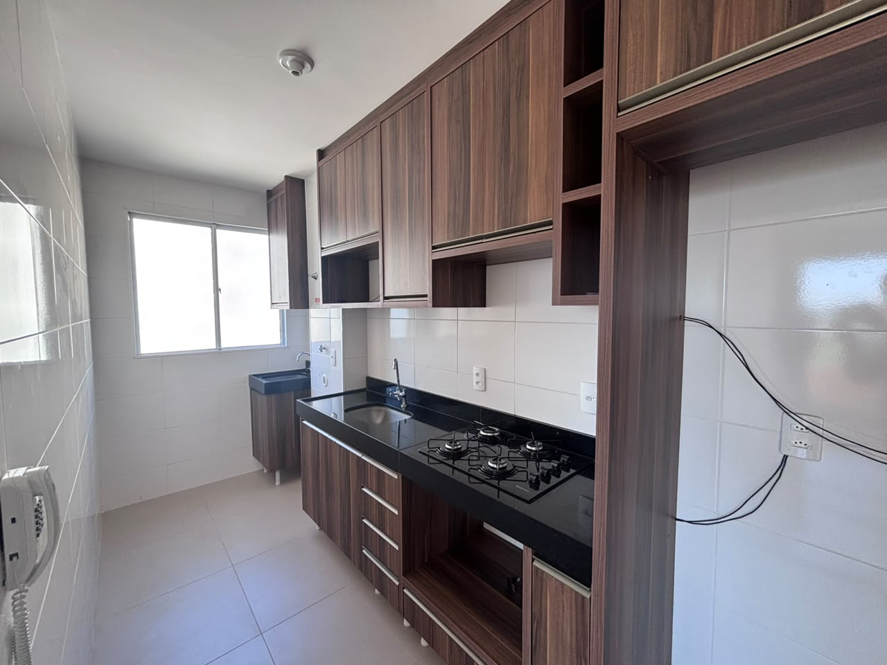 Apartamento com 2 Quartos e 49 m² na Zona 07 - Maringá/PR