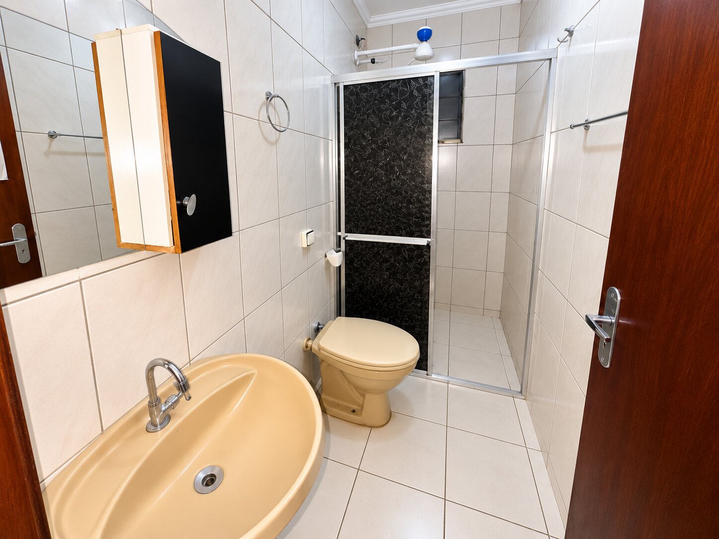 🏡 CASA À VENDA OU LOCAÇÃO | 3 QUARTOS SENDO 1 SUÍTE | JARDIM HIGIENÓPOLIS – MARINGÁ