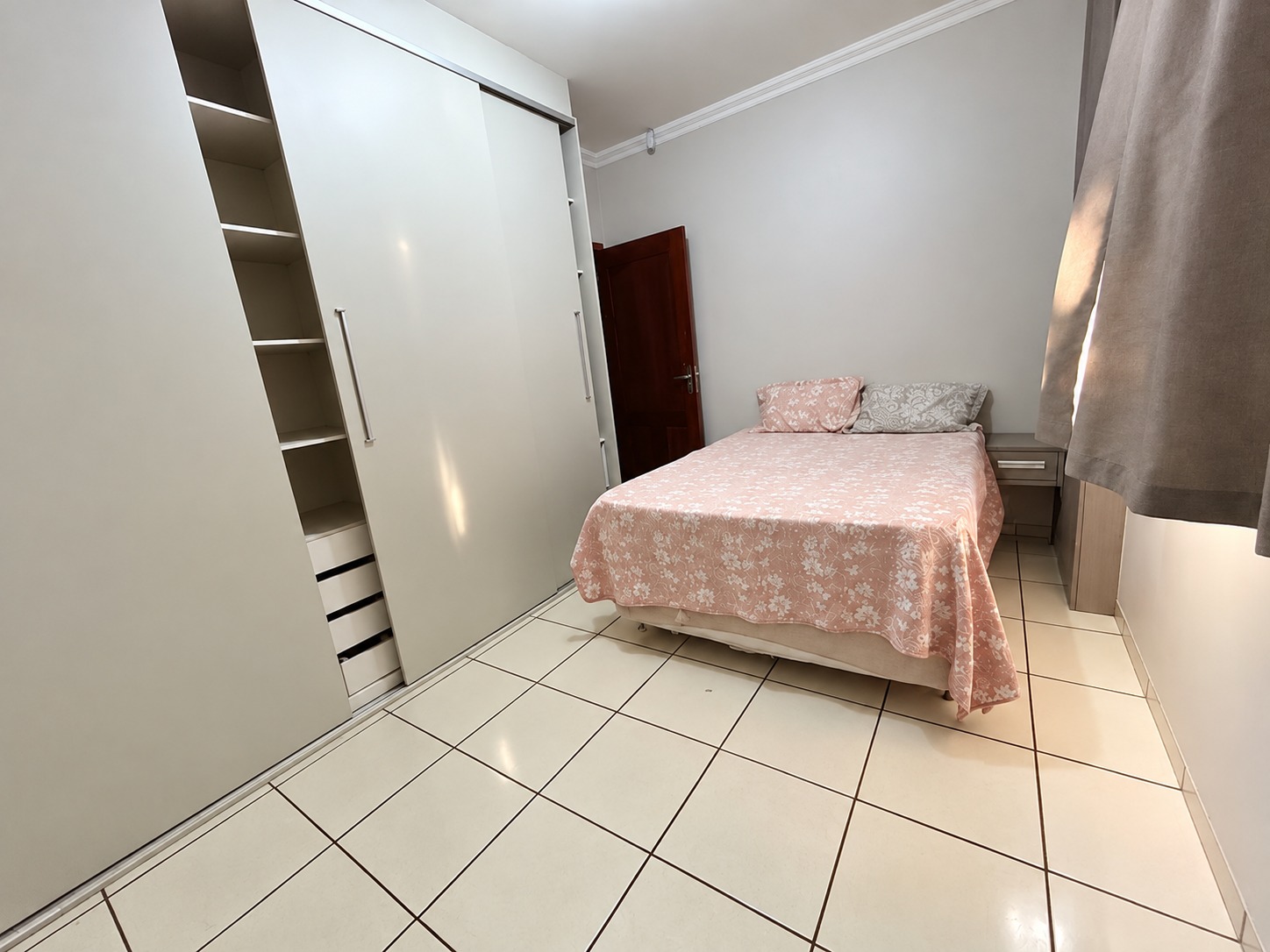 Excelente casa para locação com 3 quartos no Jardim Novo Oasis